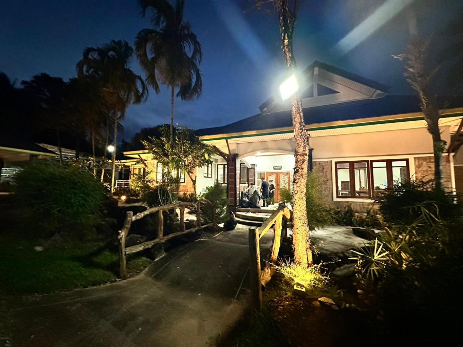 The Pineapple Hotel Krabi Zewnętrze zdjęcie